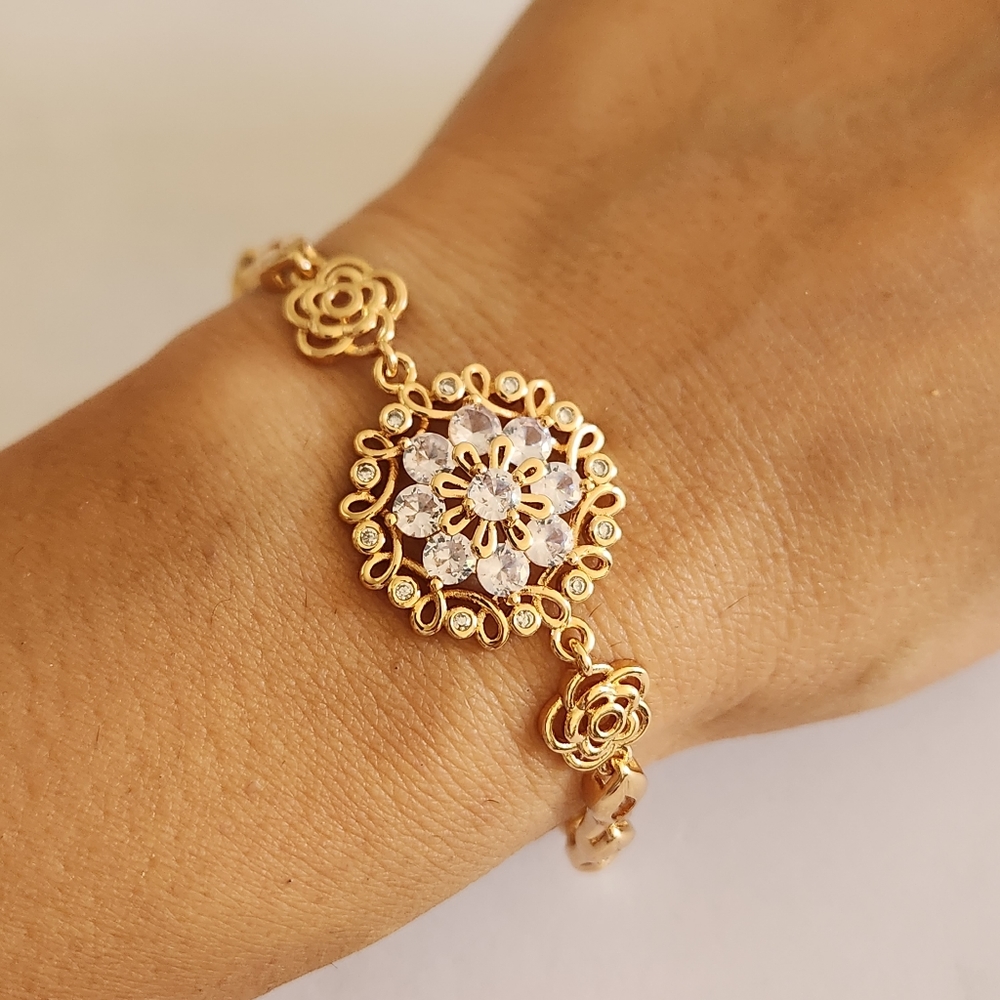 New 18K Gold Plated Diamond Flower Bracelet for Women - Picture 2 of 9